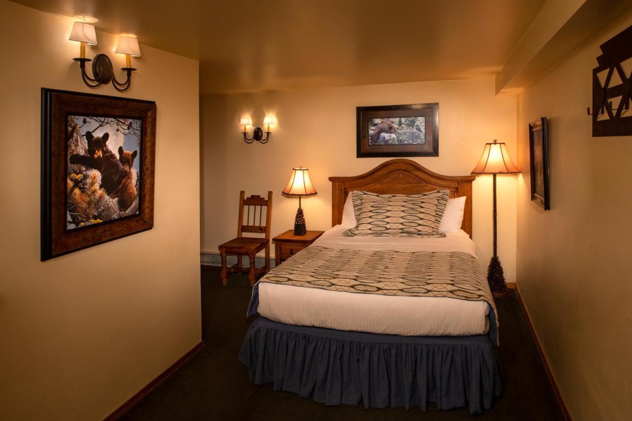 Alpine Village Suites Таос-Ски-Вэлли Экстерьер фото